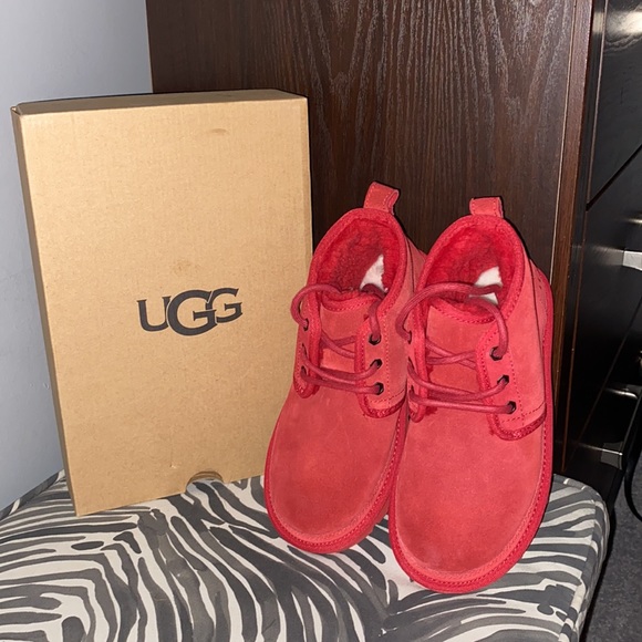 Brand New UGG Neumel Boots! - Picture 7 of 9
